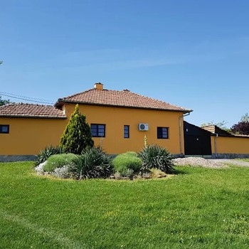 Дома в Велико Тырново