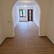Полностью отремонтированный дом на продажу в Трояне