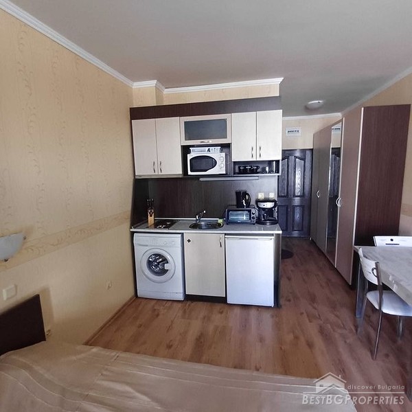 Меблированная однокомнатная квартира на продажу в Святом Власе