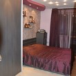 Меблированная трехкомнатная квартира на продажу в Пловдиве