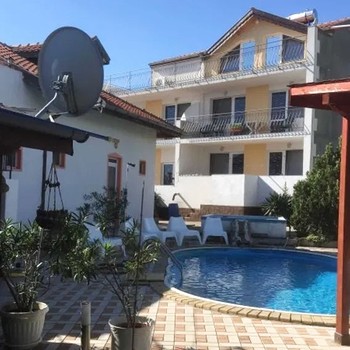 Отeли в Бяла