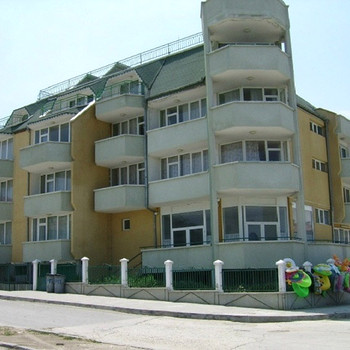 Отeли в Обзор