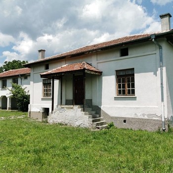 Дома в Павел Баня