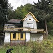 Продается дом у подножия горы