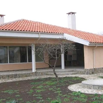 Дома в Каварна