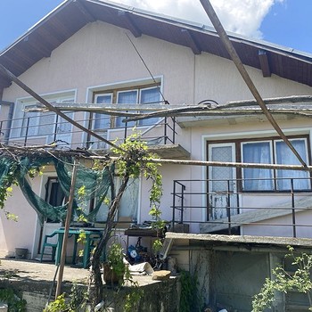 Дома в Ловеч