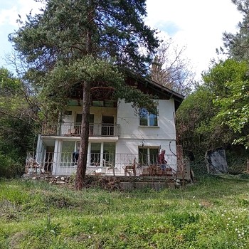 Дома в София