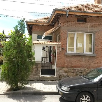 Дома в Нова Загора