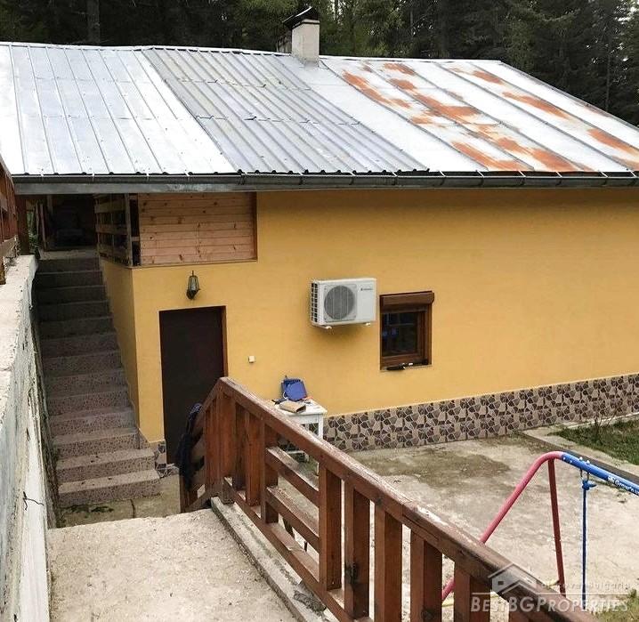 Продается дом в красивой горной местности недалеко от Благоевграда