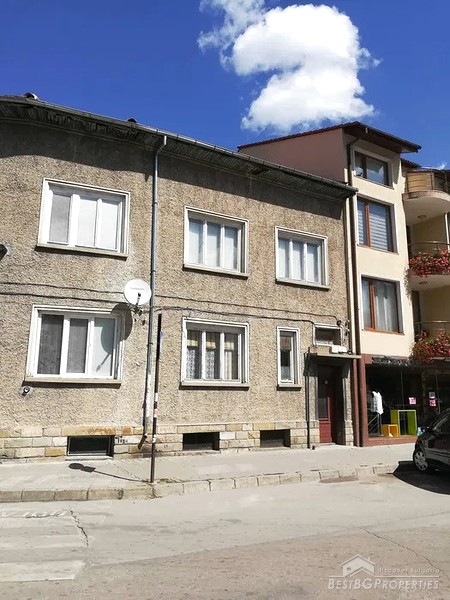 Продажа дома в центре Севлиево