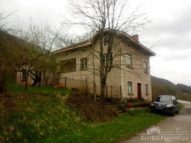 Продается дом в горах недалеко от Тетевена