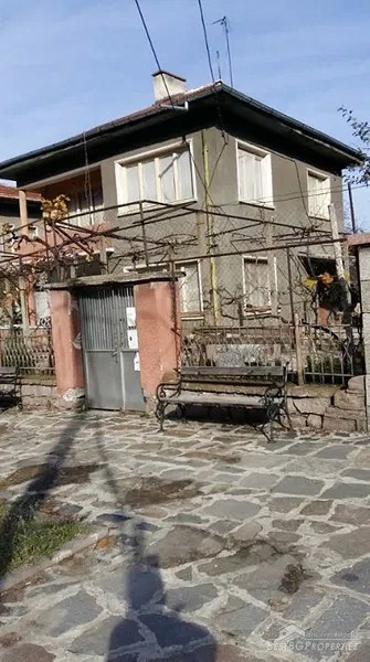 Дом для продажи в городе Брацигово