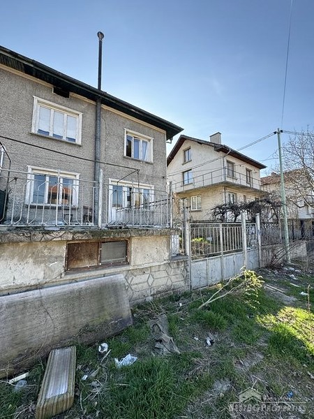 Продажа дома в городе Костенец