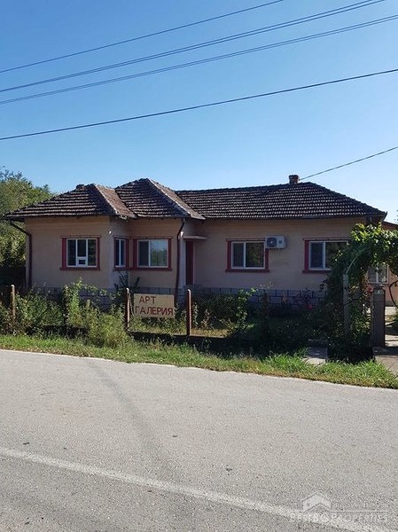 Продается дом недалеко от реки Дунай