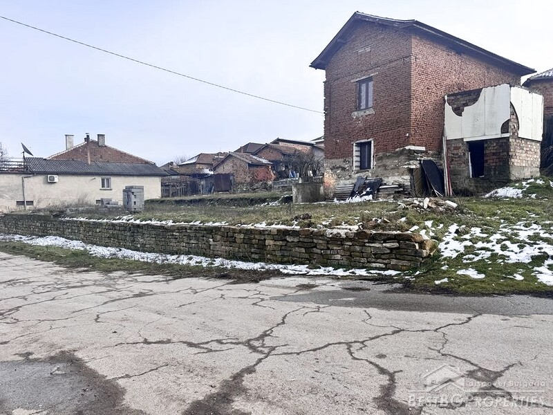 Дом на продажу в рядом с Мездрой