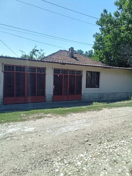 Дом на продажу в рядом с г. Плевен
