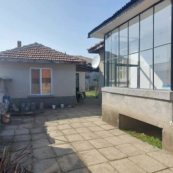 Дома в Хисаря