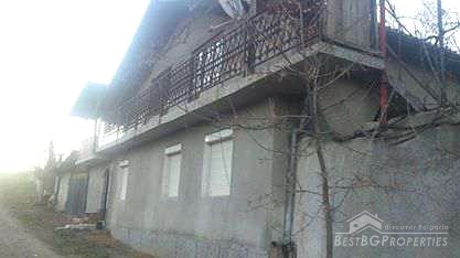 Дом для продажи недалеко от г. Благоевград