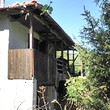 Старый дом для продажи недалеко от озера Сопот