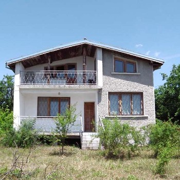 Дома в Лясковец