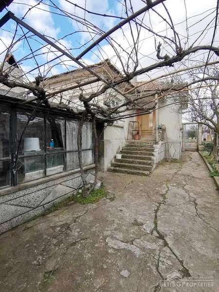 Дом для продажи недалеко от г. Нова Загора
