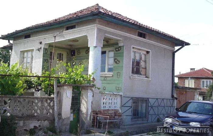 Дом для продажи недалеко от Пазарджика