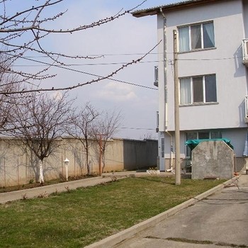 Дома в София