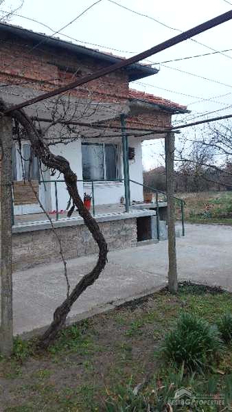 Дом для продажи недалеко от города Стара-Загора