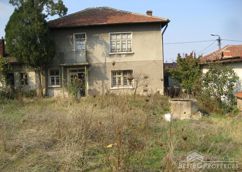Дом для продажи недалеко Свиленграда