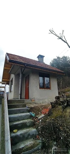 Продается дом с прекрасной панорамой недалеко от Шумена