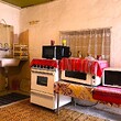 Продается дом с большим двором недалеко от Ямбола