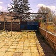 Продается дом с большим двором недалеко от Ямбола