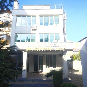 Дома в Приморско