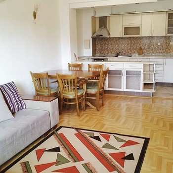 Большой апартамент на продажу в Бургасе