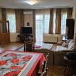 Большой дом на продажу у моря
