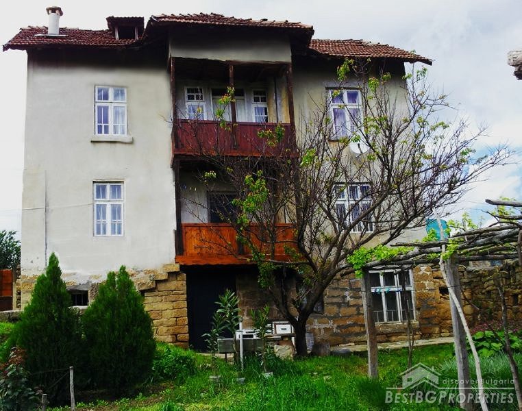 Большой дом для продажи в районе Враца