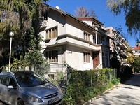 Большой дом на продажу в городе Софии