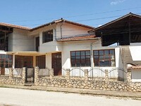 Дома в Ловеч