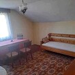 Большой дом на продажу недалеко от Перника