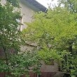 Большой дом на продажу недалеко от Перника