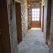Продается большой дом недалеко от Шумена