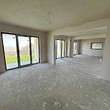 Большой новый дом на продажу недалеко от морского курорта Албена