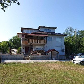 Дома в Разград