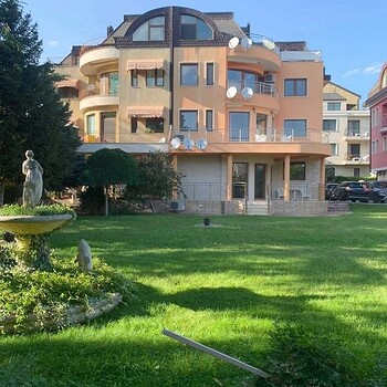 Дома в Варна