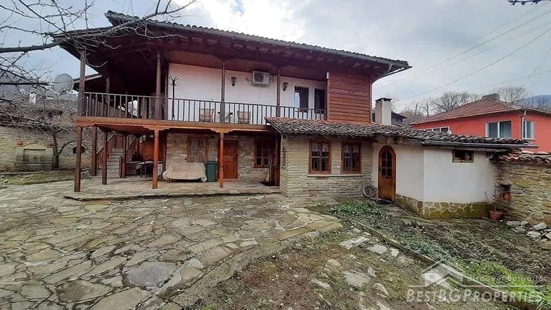 Прекрасный дом для продажи недалеко от Сливена