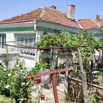 Дома в Поморие