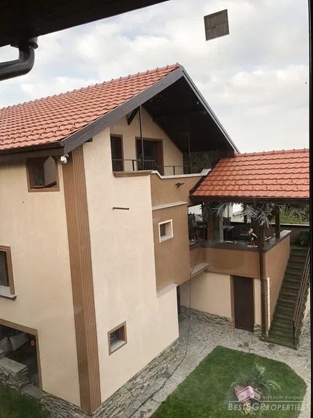 Прекрасный новый дом на продажу недалеко от Пловдива
