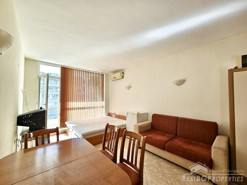 Прекрасная однокомнатная квартира на продажу в Солнечном Берегу