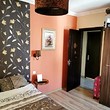 Роскошно меблированная трехкомнатная квартира в Пловдиве