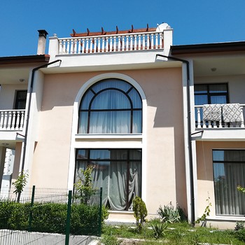 Дома в Святой Влас